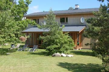 Фотографии Виллы Kibuvitsa Holiday House г. Muratsi (Эстония) №1 Фото Виллы Kibuvitsa Holiday House г. Muratsi 1